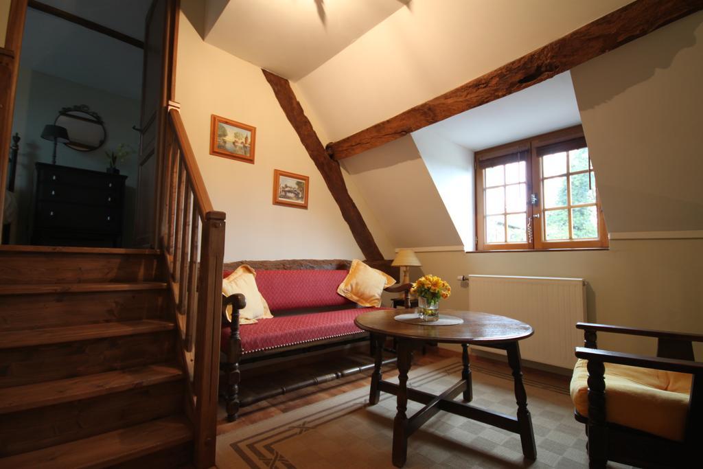 Rouelle Chambres D'Hotes La Difference-Le Pressoir الغرفة الصورة
