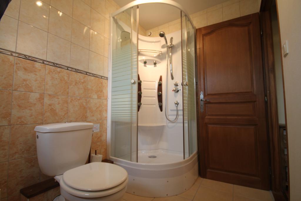 Rouelle Chambres D'Hotes La Difference-Le Pressoir الغرفة الصورة
